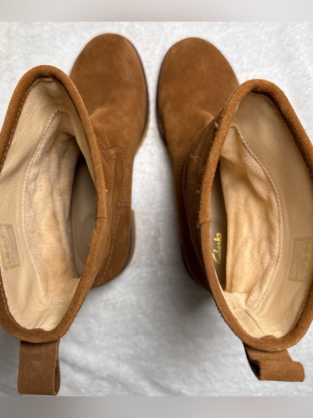 Clarks Eden Mid Hi Boot Dark Tan Suede Womens Size 7 Leather Lug Sole Pull On - Picture 5 of 10